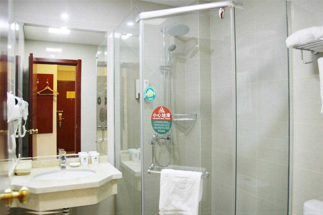 GreenTree Inn HeNan QinYang Middle HuaiFu Road Express Hotel Bagian luar foto