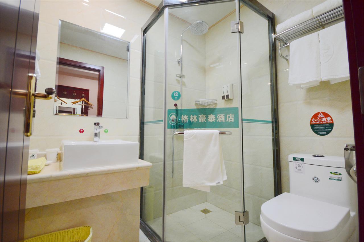 GreenTree Inn HeNan QinYang Middle HuaiFu Road Express Hotel Bagian luar foto