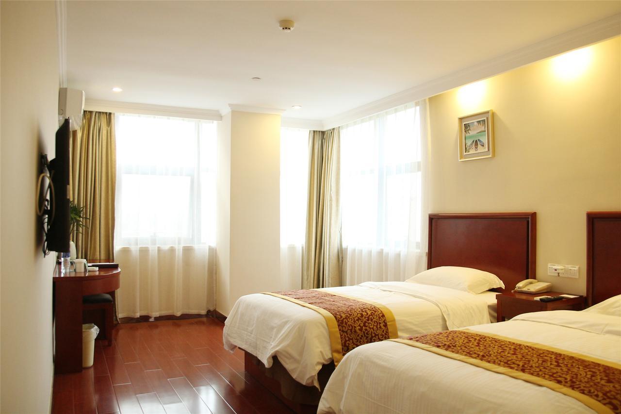 GreenTree Inn HeNan QinYang Middle HuaiFu Road Express Hotel Bagian luar foto