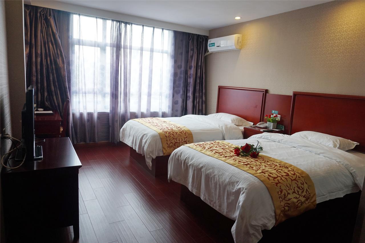 GreenTree Inn HeNan QinYang Middle HuaiFu Road Express Hotel Bagian luar foto
