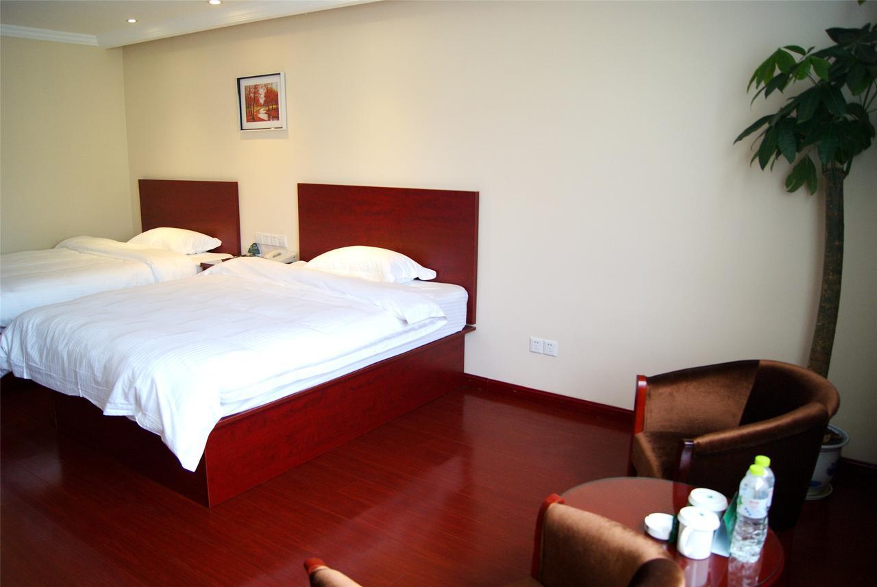 GreenTree Inn HeNan QinYang Middle HuaiFu Road Express Hotel Bagian luar foto