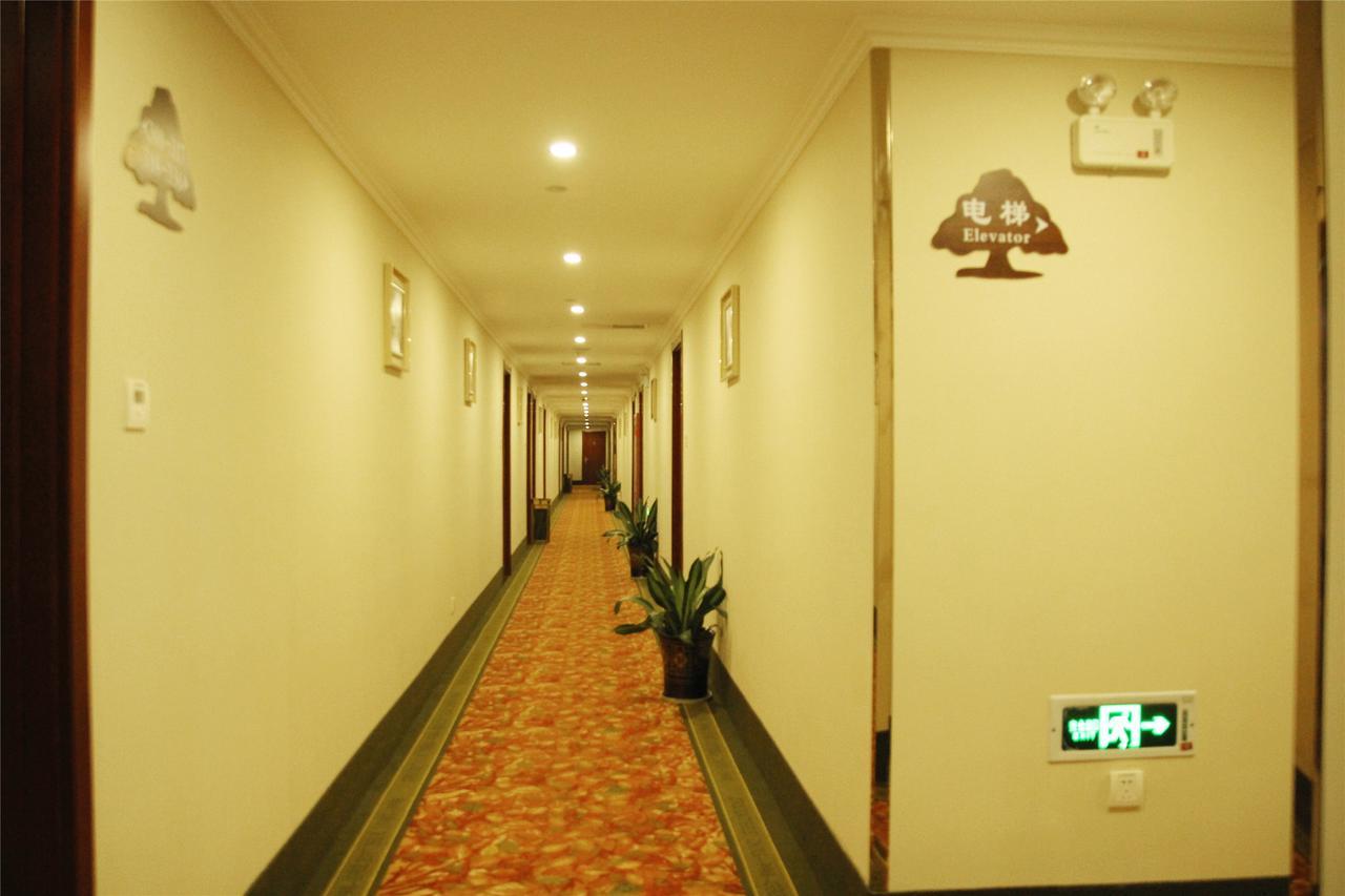 GreenTree Inn HeNan QinYang Middle HuaiFu Road Express Hotel Bagian luar foto