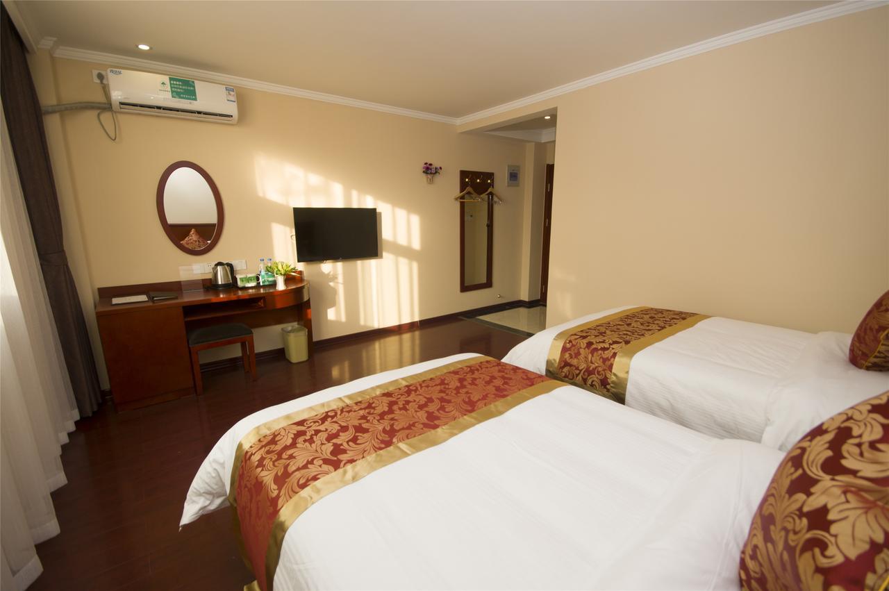 GreenTree Inn HeNan QinYang Middle HuaiFu Road Express Hotel Bagian luar foto