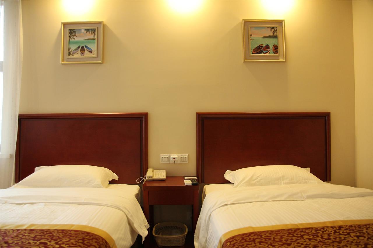 GreenTree Inn HeNan QinYang Middle HuaiFu Road Express Hotel Bagian luar foto