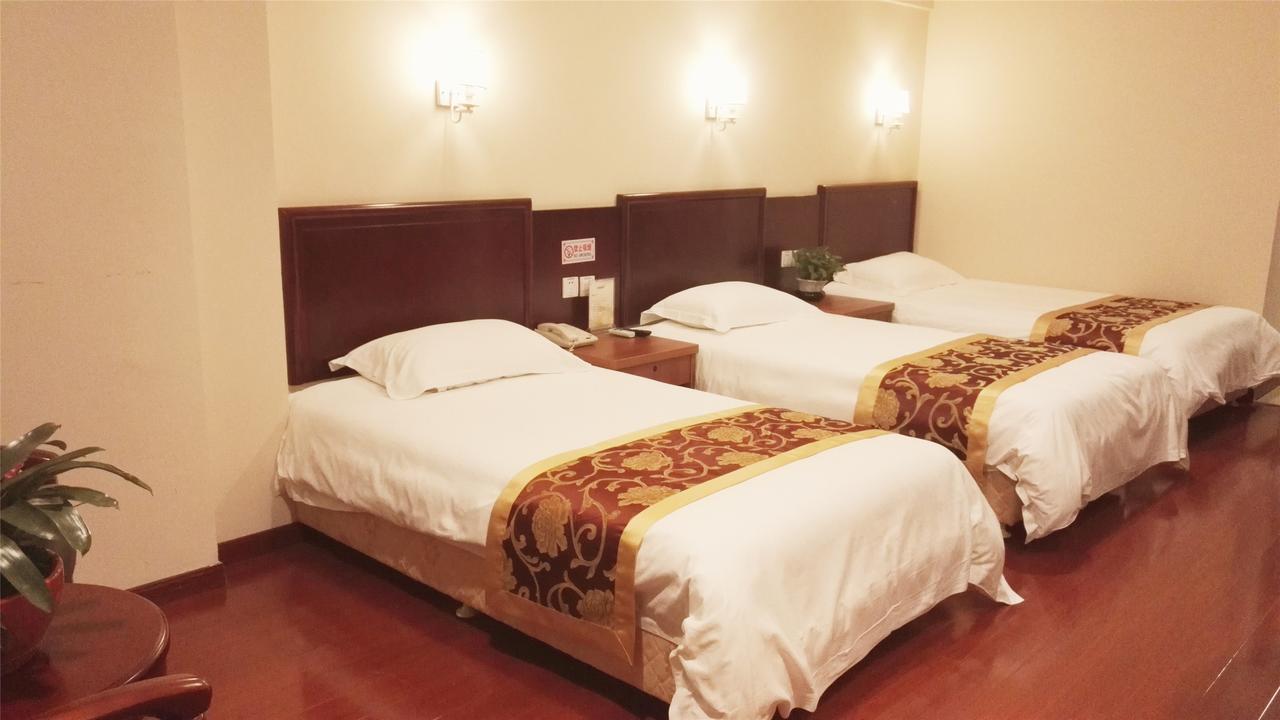 GreenTree Inn HeNan QinYang Middle HuaiFu Road Express Hotel Bagian luar foto