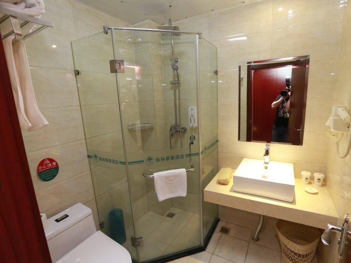 GreenTree Inn HeNan QinYang Middle HuaiFu Road Express Hotel Bagian luar foto