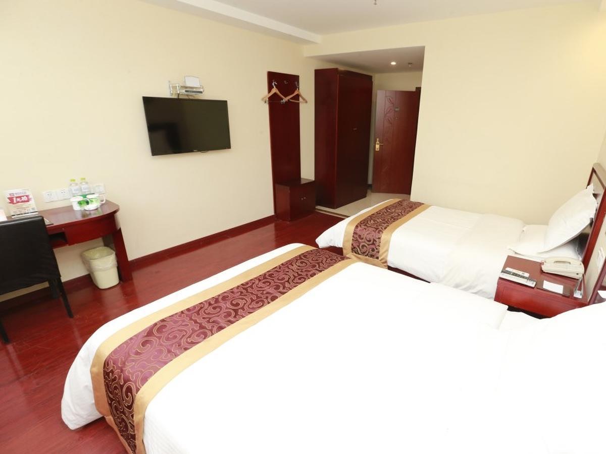 GreenTree Inn HeNan QinYang Middle HuaiFu Road Express Hotel Bagian luar foto