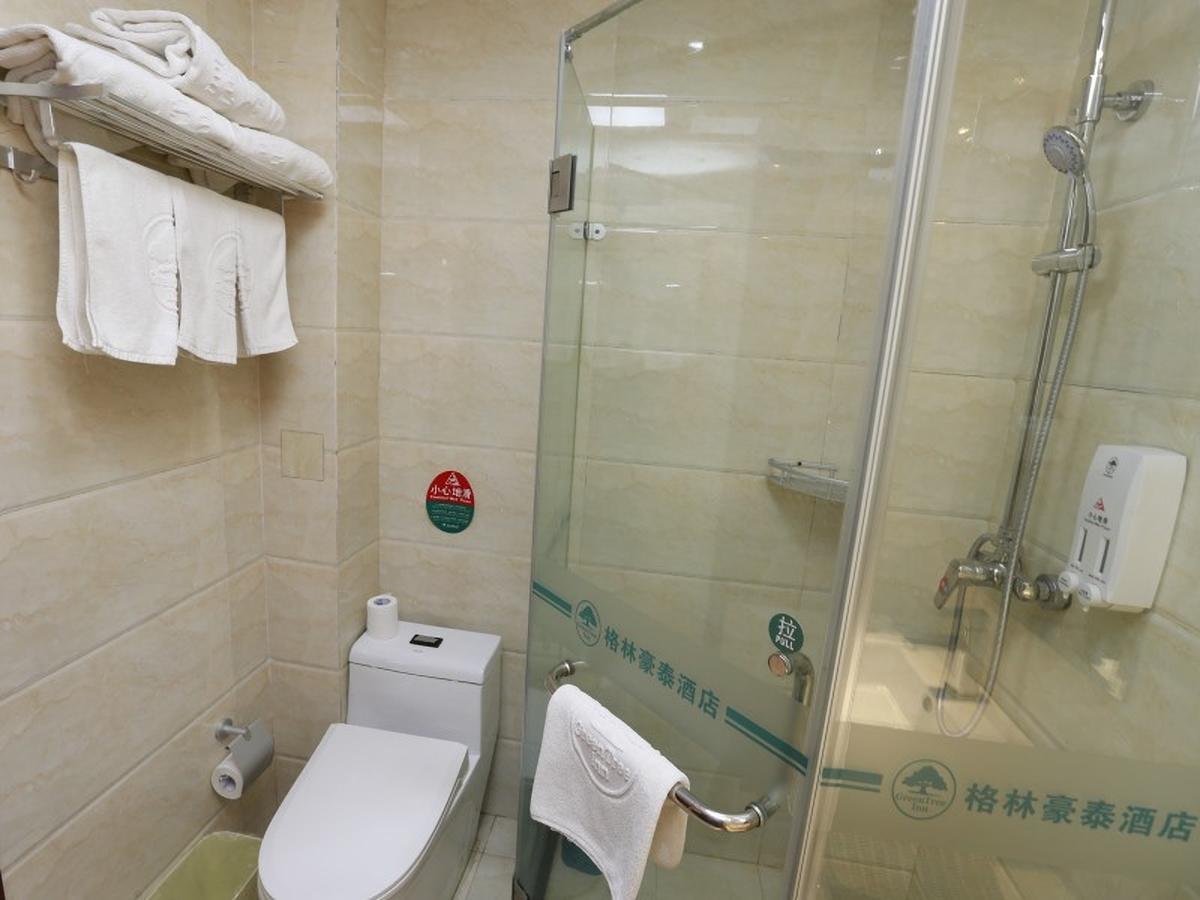 GreenTree Inn HeNan QinYang Middle HuaiFu Road Express Hotel Bagian luar foto